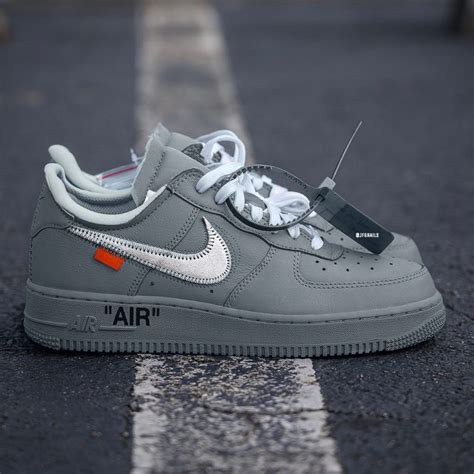 nike air force 1 ghost